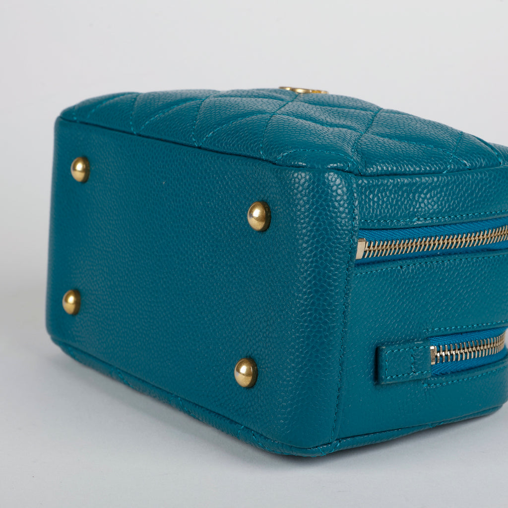 Double Zip Vanity Turquoise Caviar