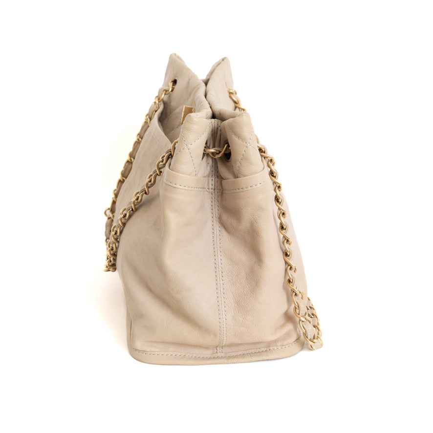 2.55 Quilted Chain Tote, Beige Calfskin