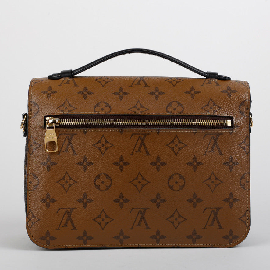 Pochette Metis, Reverse Monogram 11506