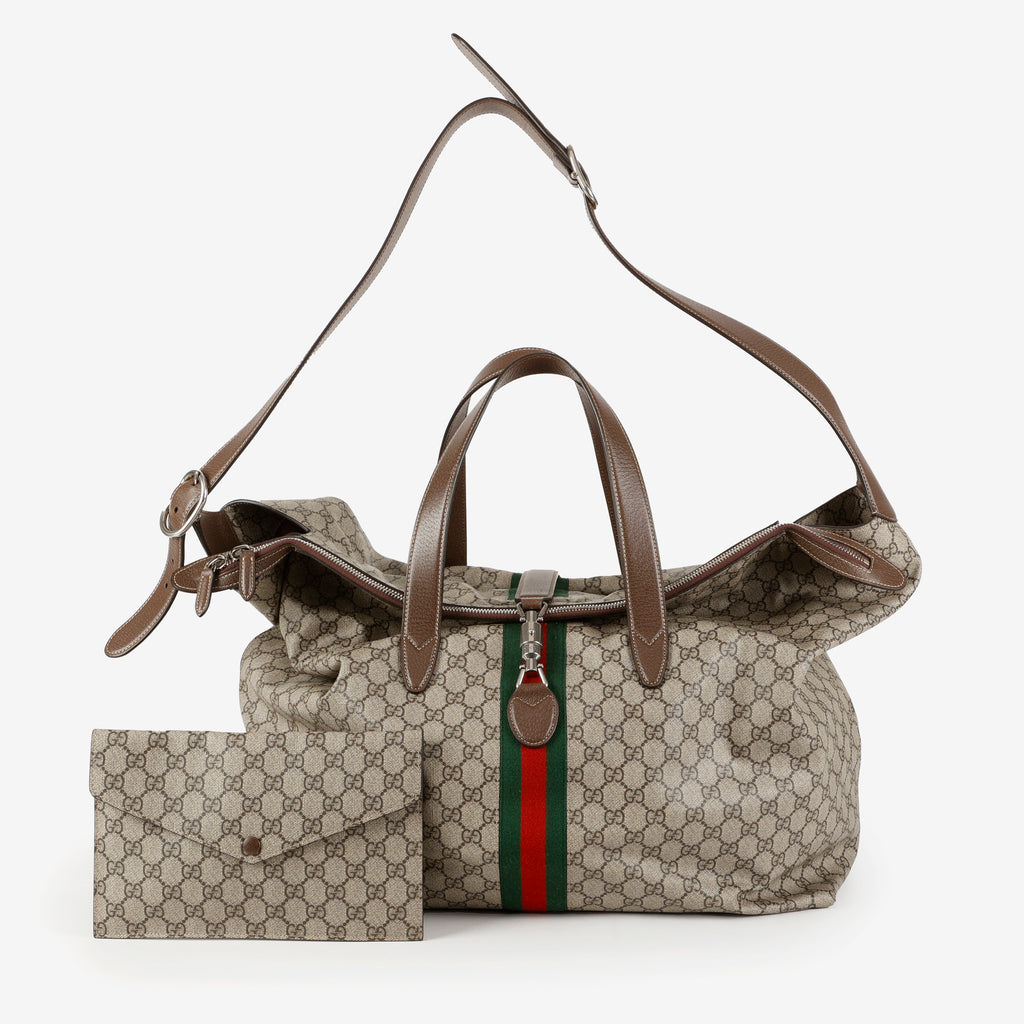 Large Duffle Bag With Piston Closure