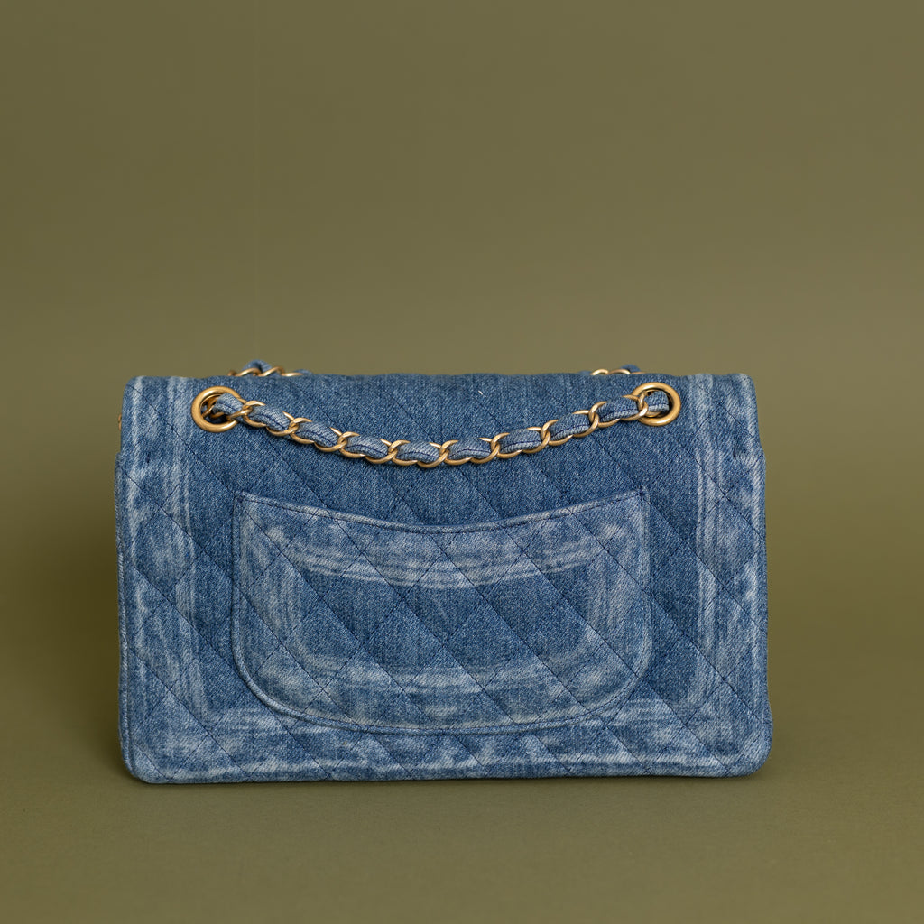 Classic Medium Double Flap, Denim 9358