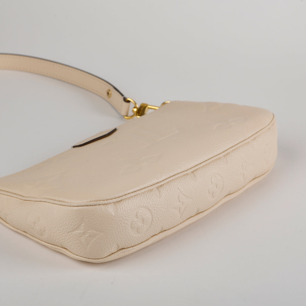 Multi Pochette Accessories, Cream Empreinte