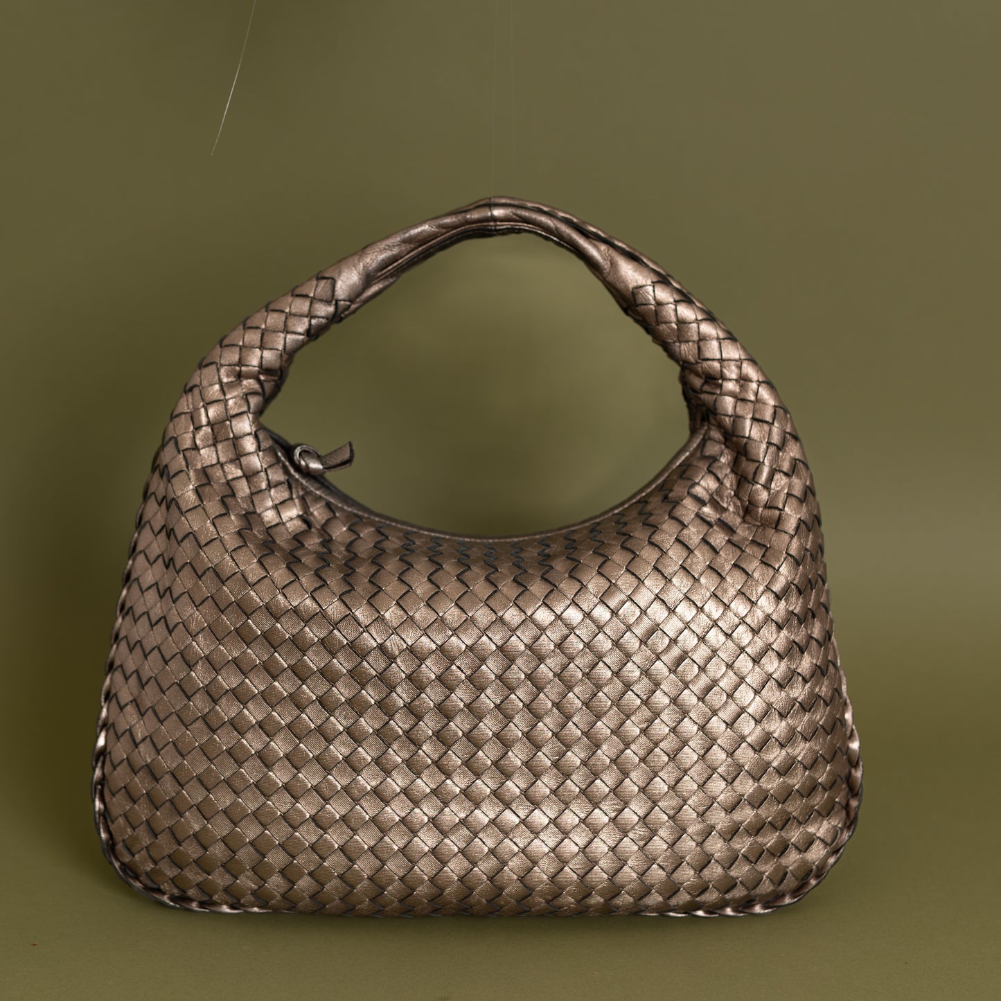 Medium Intrecciato Hobo, Metallic Gold 9414