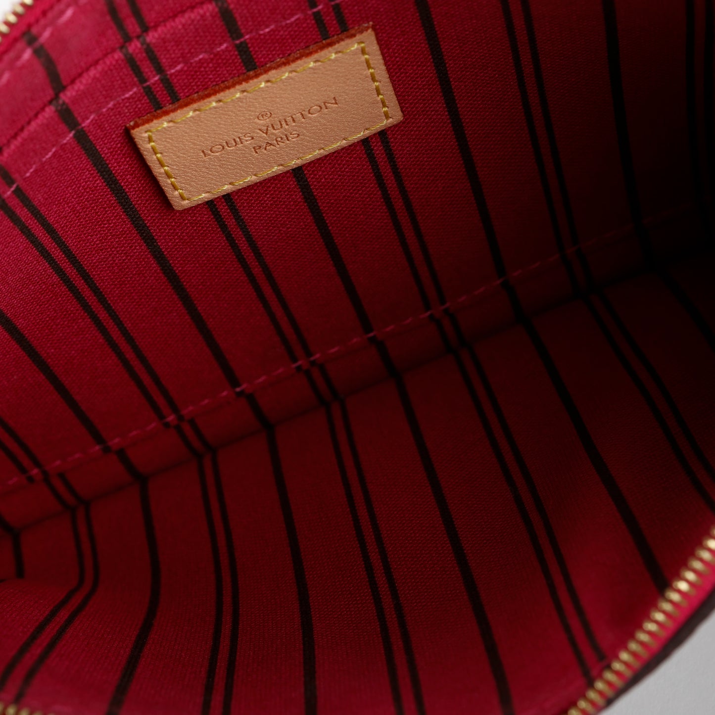 Pochette Wristlet MM Monogram Fuschia