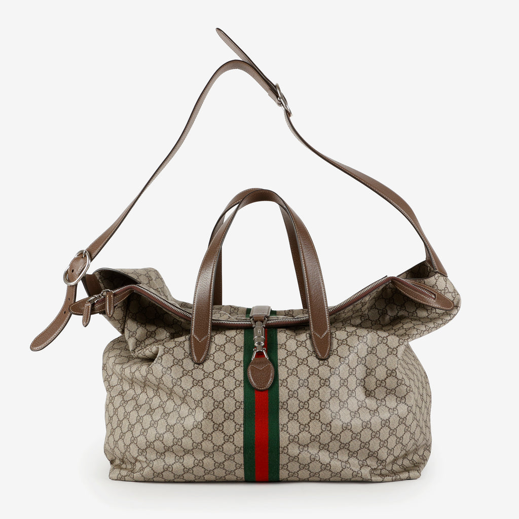 Large Duffle Bag With Piston Closure
