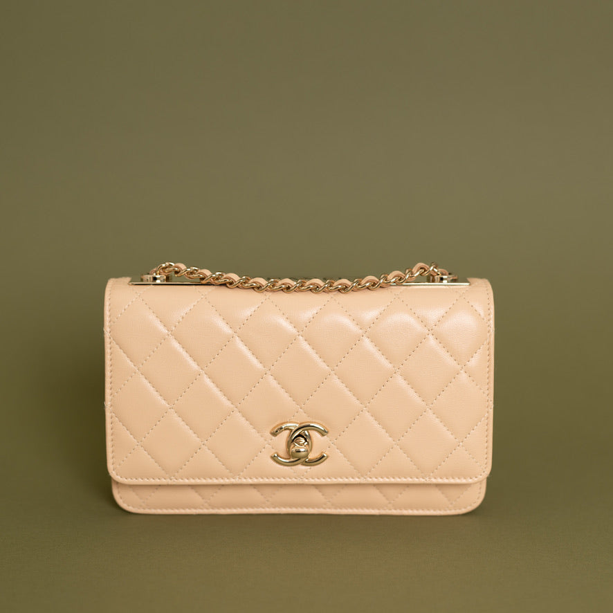 Trendy Wallet on Chain Beige Lambskin 2962