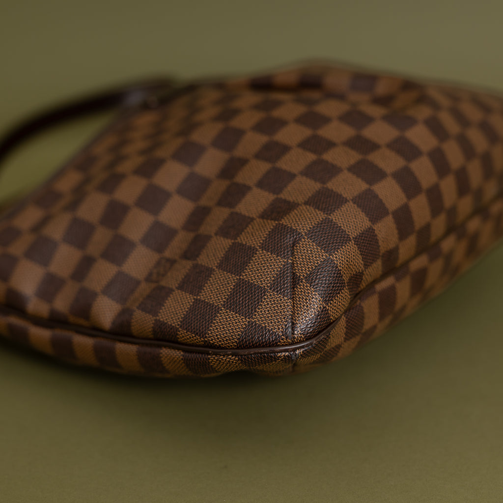 Bloomsbury GM, Damier Ebene 9353