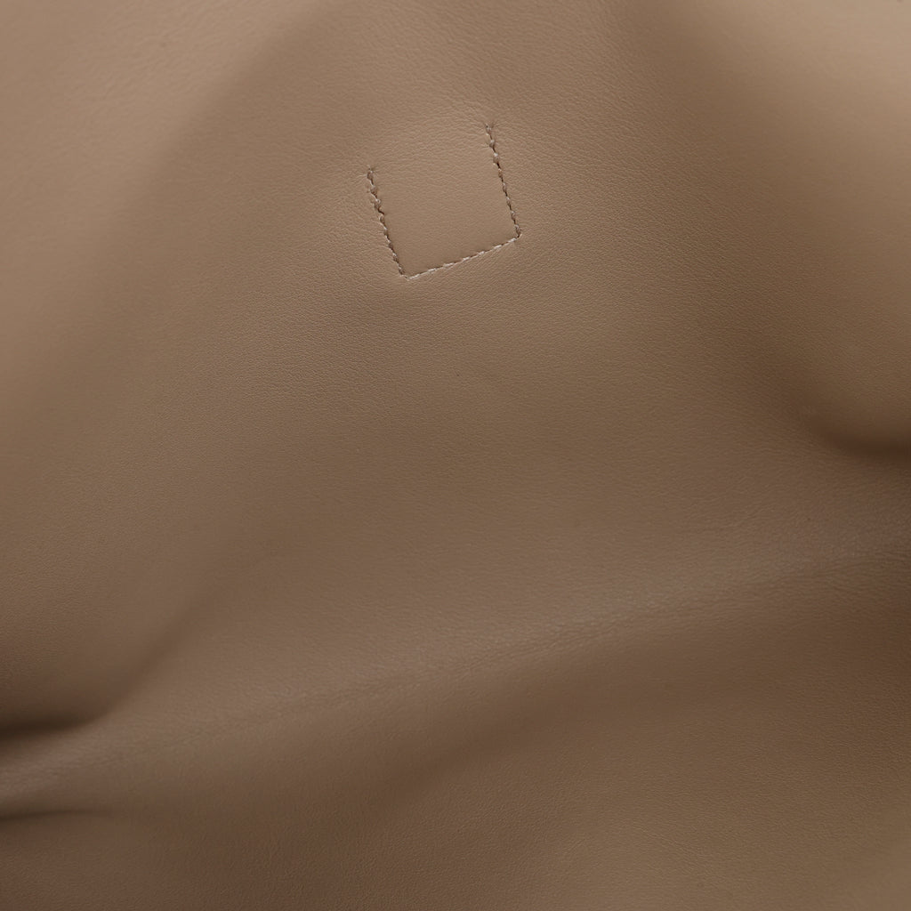Jige Clutch, Swift Gris