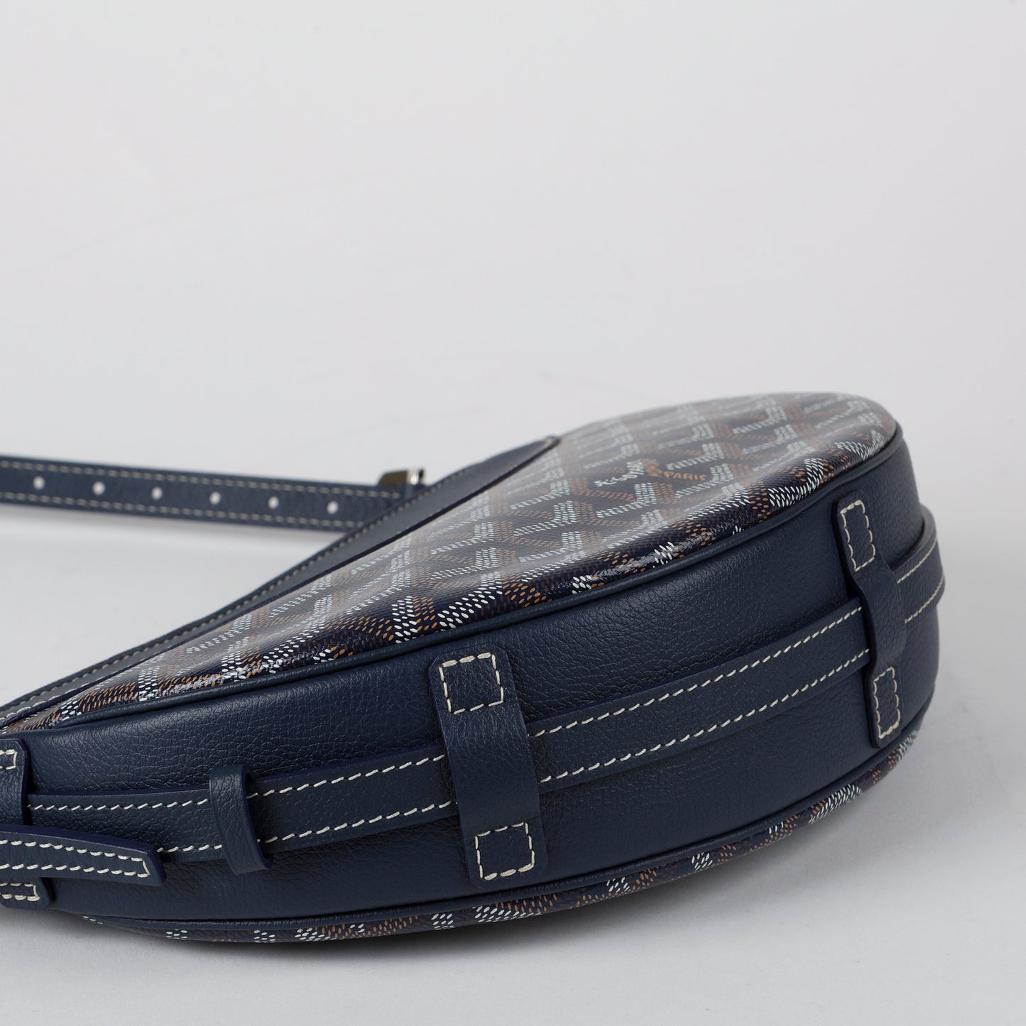 Hirondelle Crossbody Bag, Navy