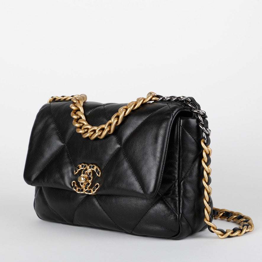 Small 19, Black Lambskin