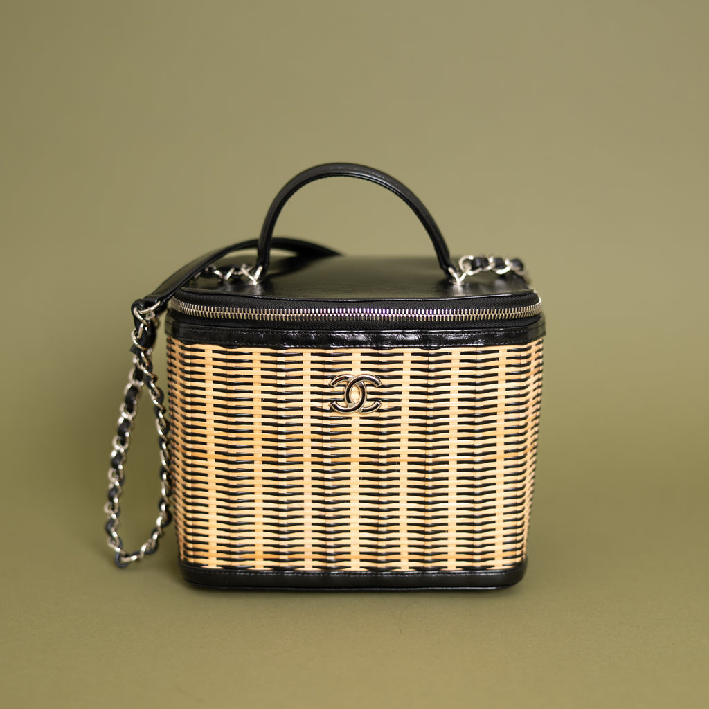 Medium Take Away Vanity Case, Raffia/Black