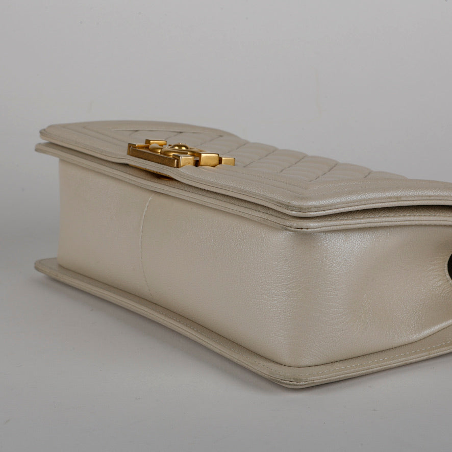 Old Medium Boy Bag, Iridescent Cream 11546