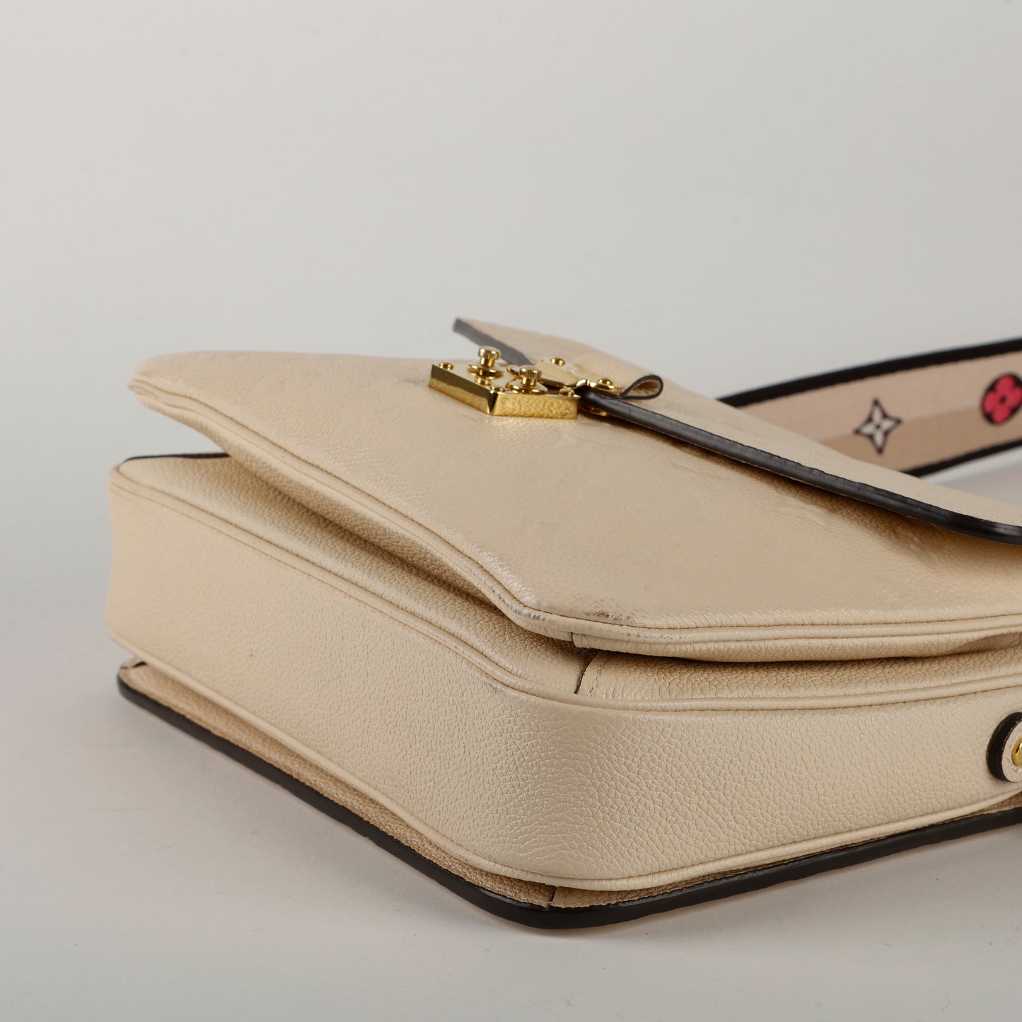 Pochette Metis, Cream Empreinte 11026