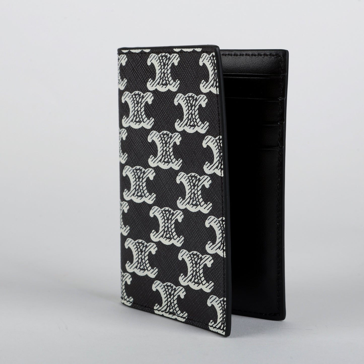 Vertical Card Holder Triomphe Canvas Black/White