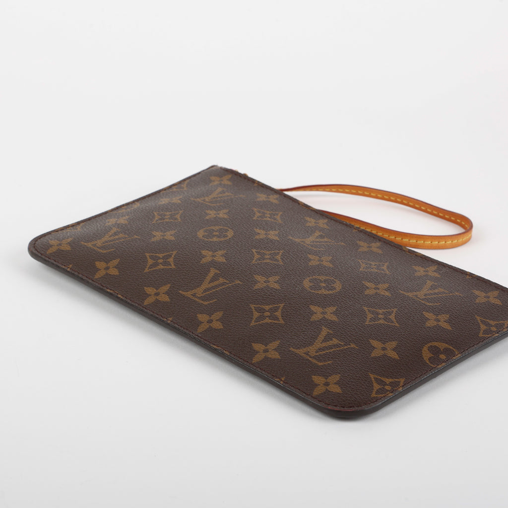 Pochette Wristlet MM Monogram Fuschia