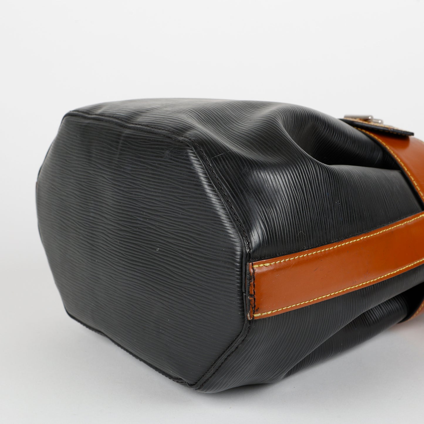 Noe Epi Leather, Black Brown  11599