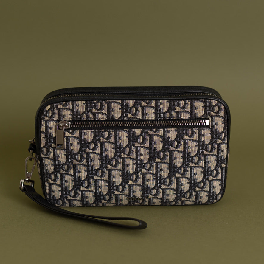 Oblique Wristlet Pouch  9165