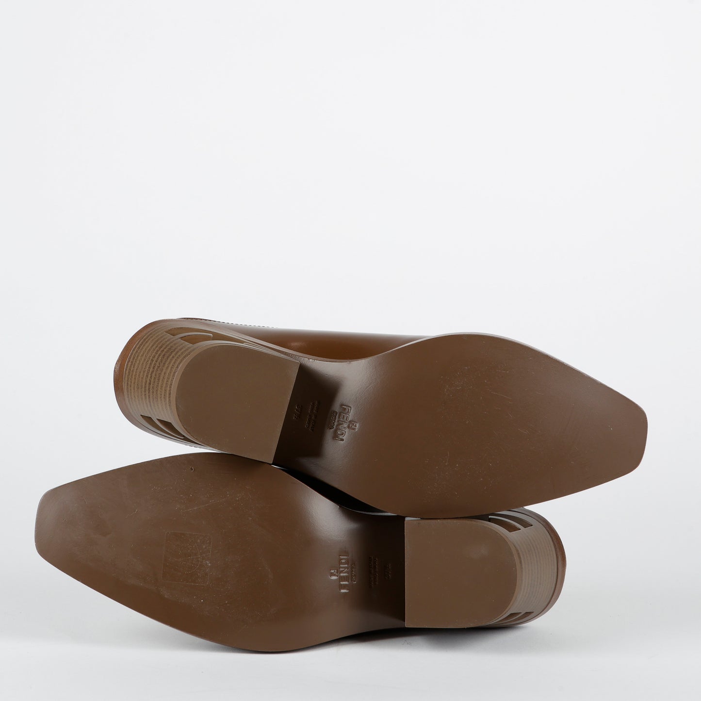 Vitello Leather Cutout Mule Brown 37.5