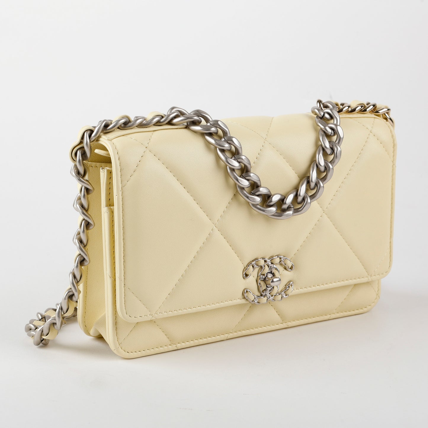19 Wallet on Chain, Butter Yellow Lambskin