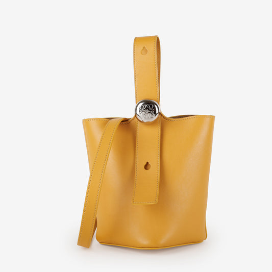 Pebble Bucket Bag, Yellow