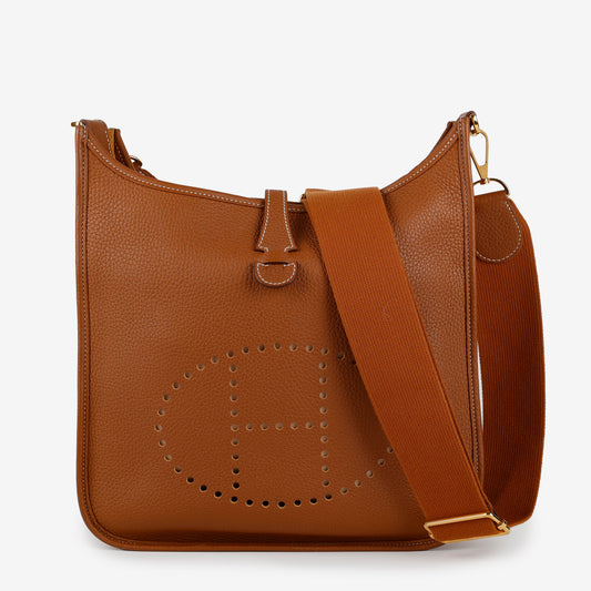 Evelyne PM III, Gold Clemence