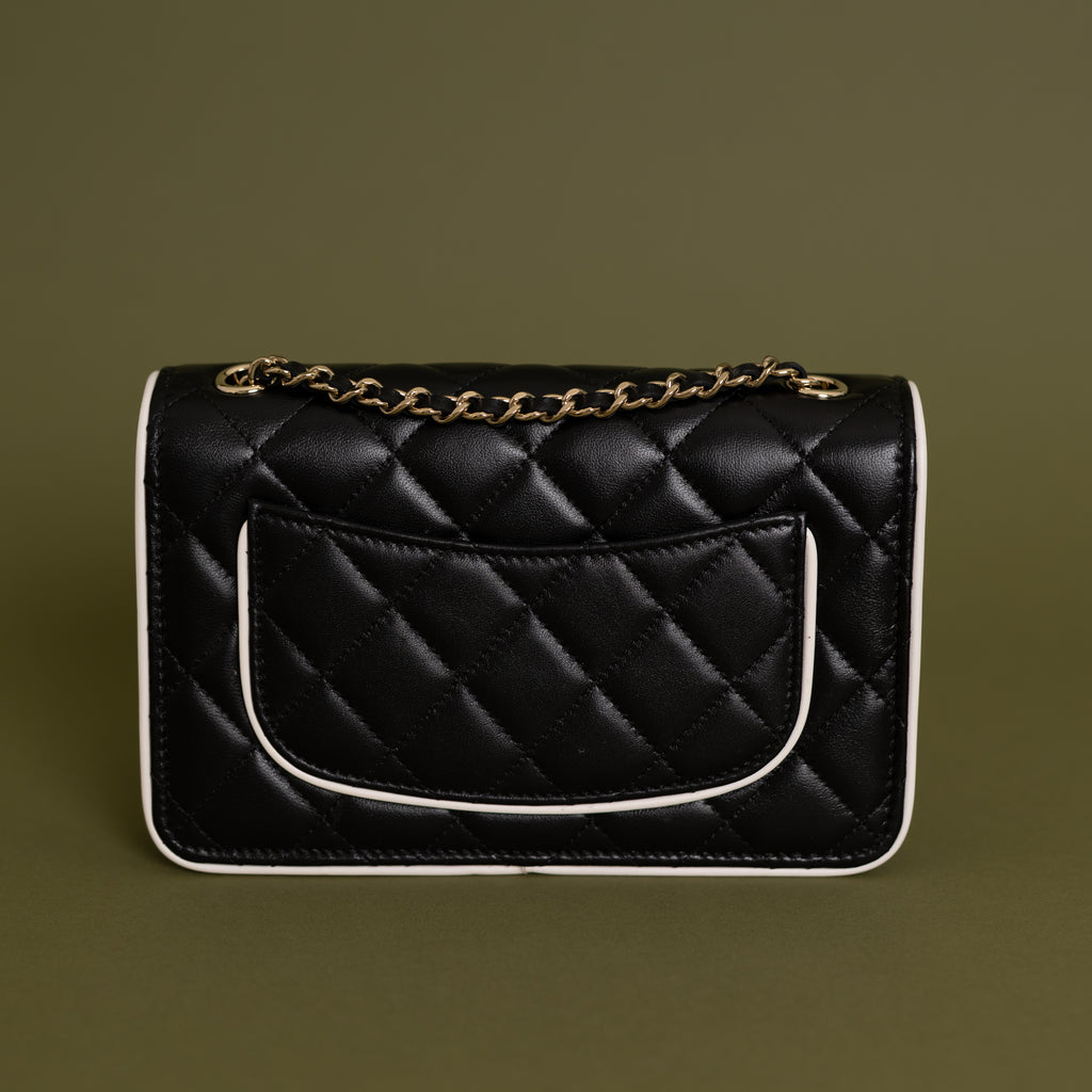 Mary Jane Wallet on Chain, Black White  9804