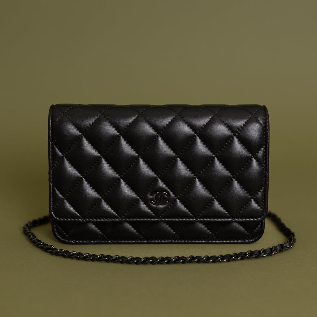 Wallet on Chain, So Black Lambskin  9824