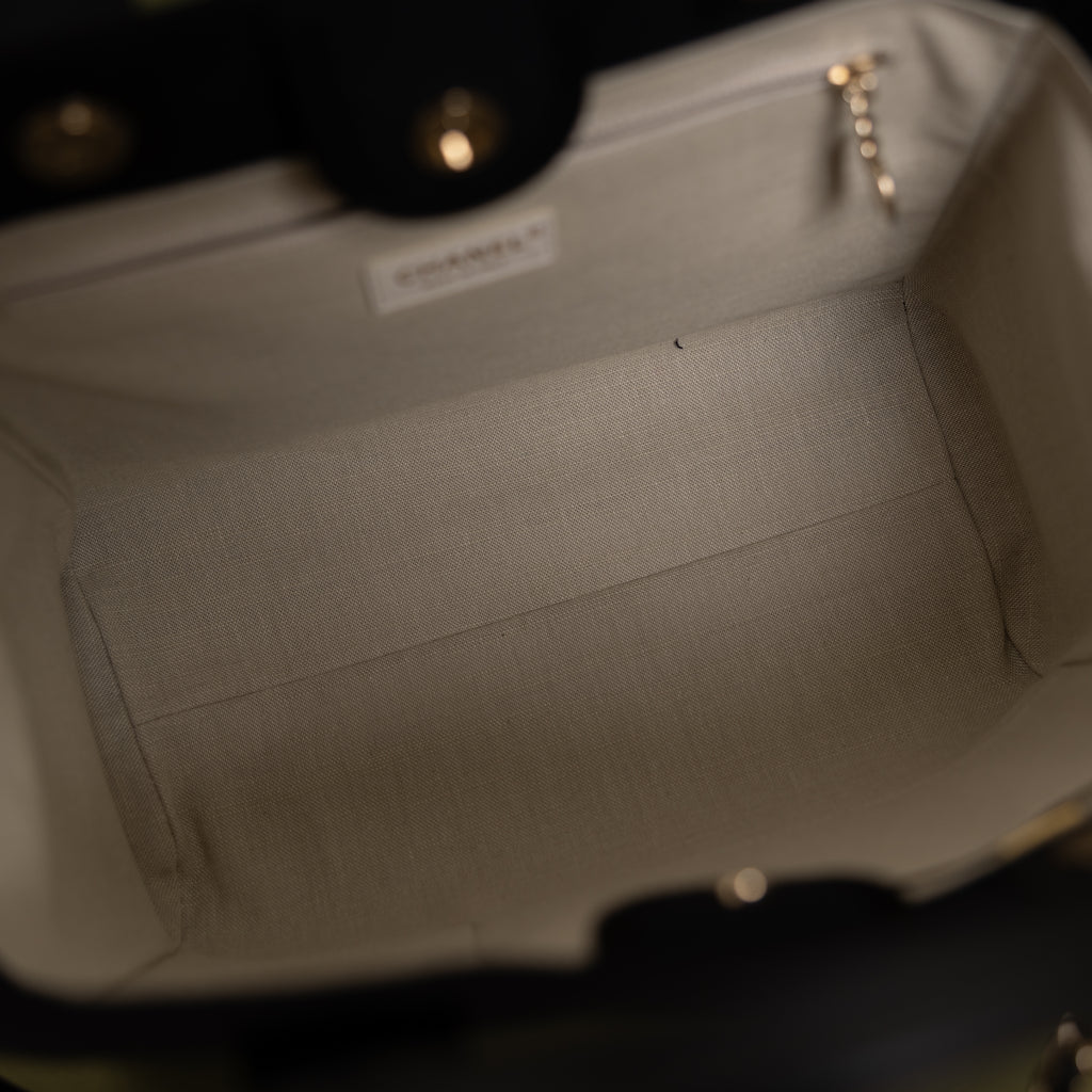 Medium Deauville, Black Canvas 9888