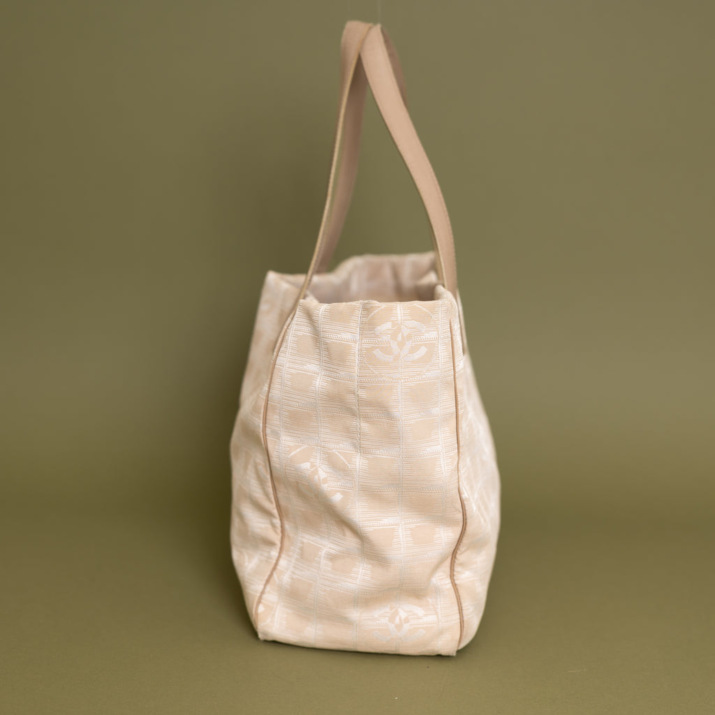 Medium Travel Line Tote, Cream Nylon 9944