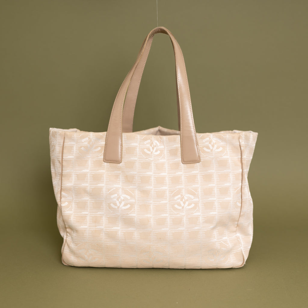 Medium Travel Line Tote, Cream Nylon 9944