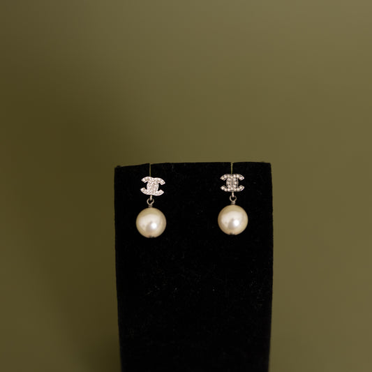 CC Pearl Drop Earrings 9988
