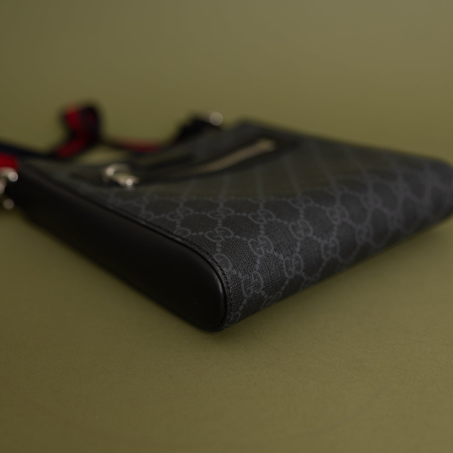 Supreme Messenger Gray