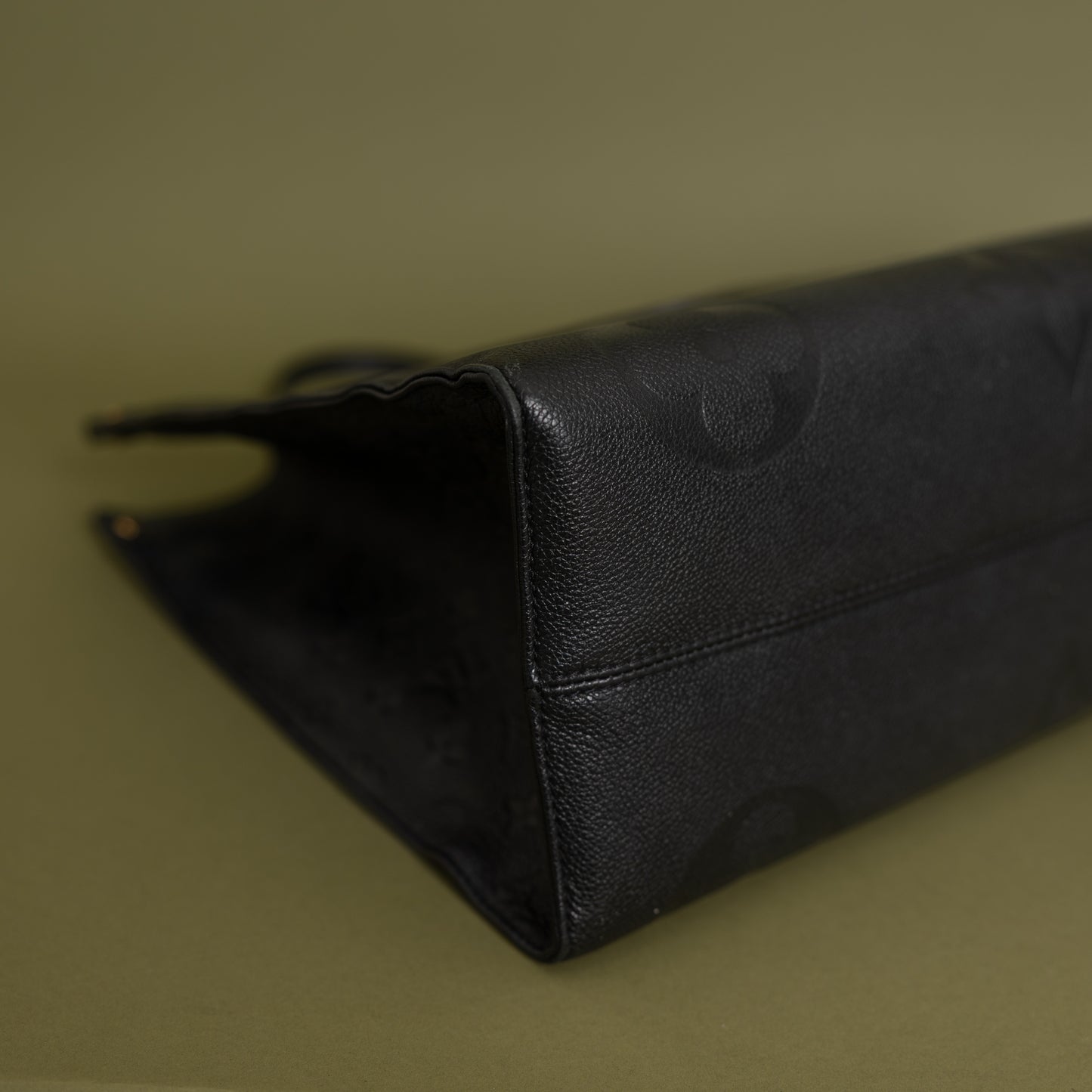 OnTheGo GM Black Empreinte 10034