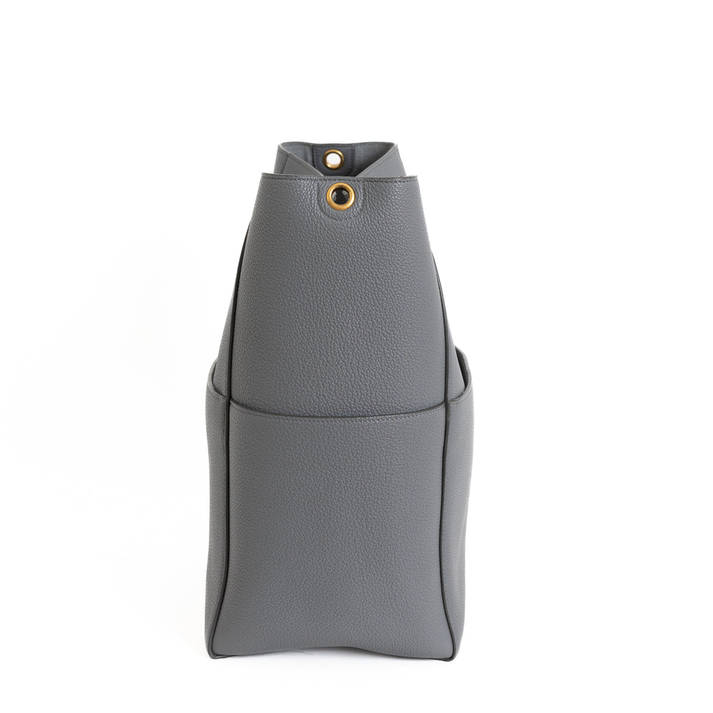 Large Seau Sangle, Grey Grained Calfskin 8507