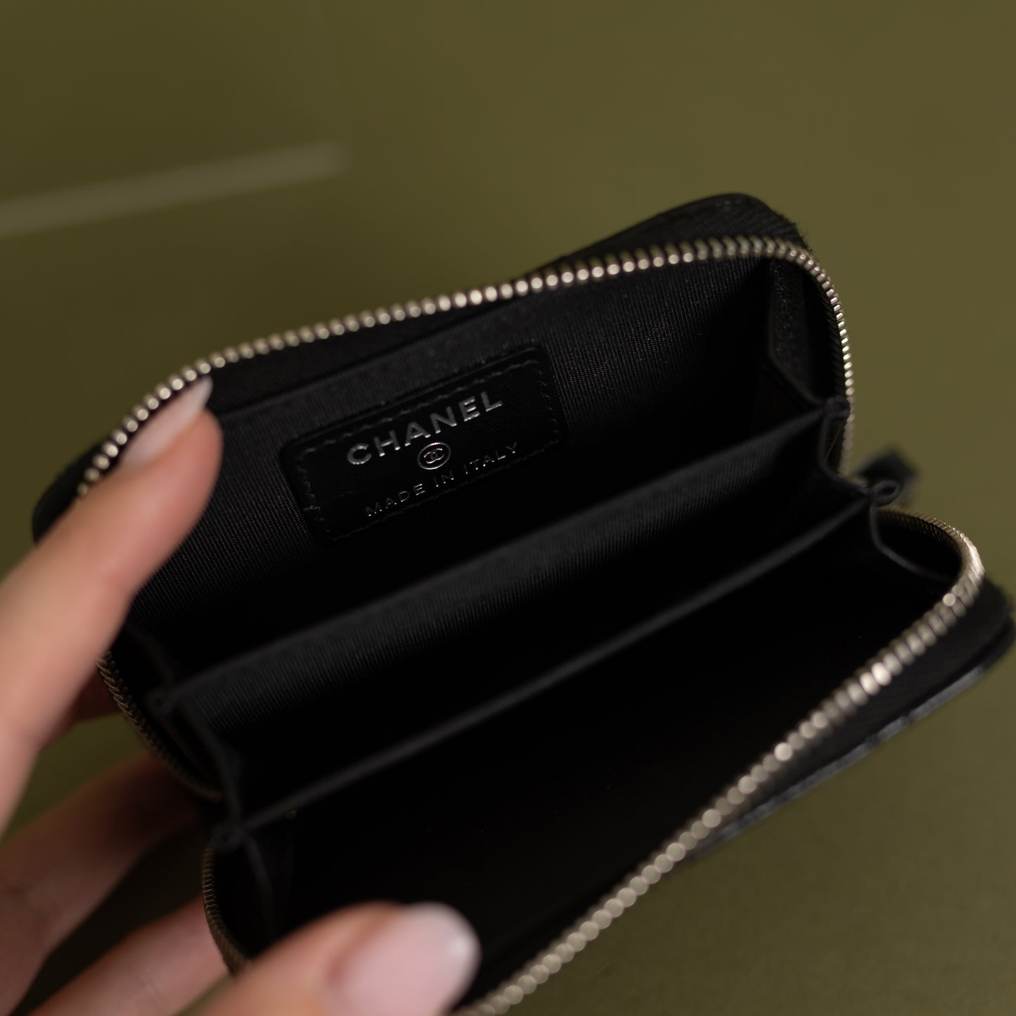 Zipped Card Holder, So Black Caviar 8764