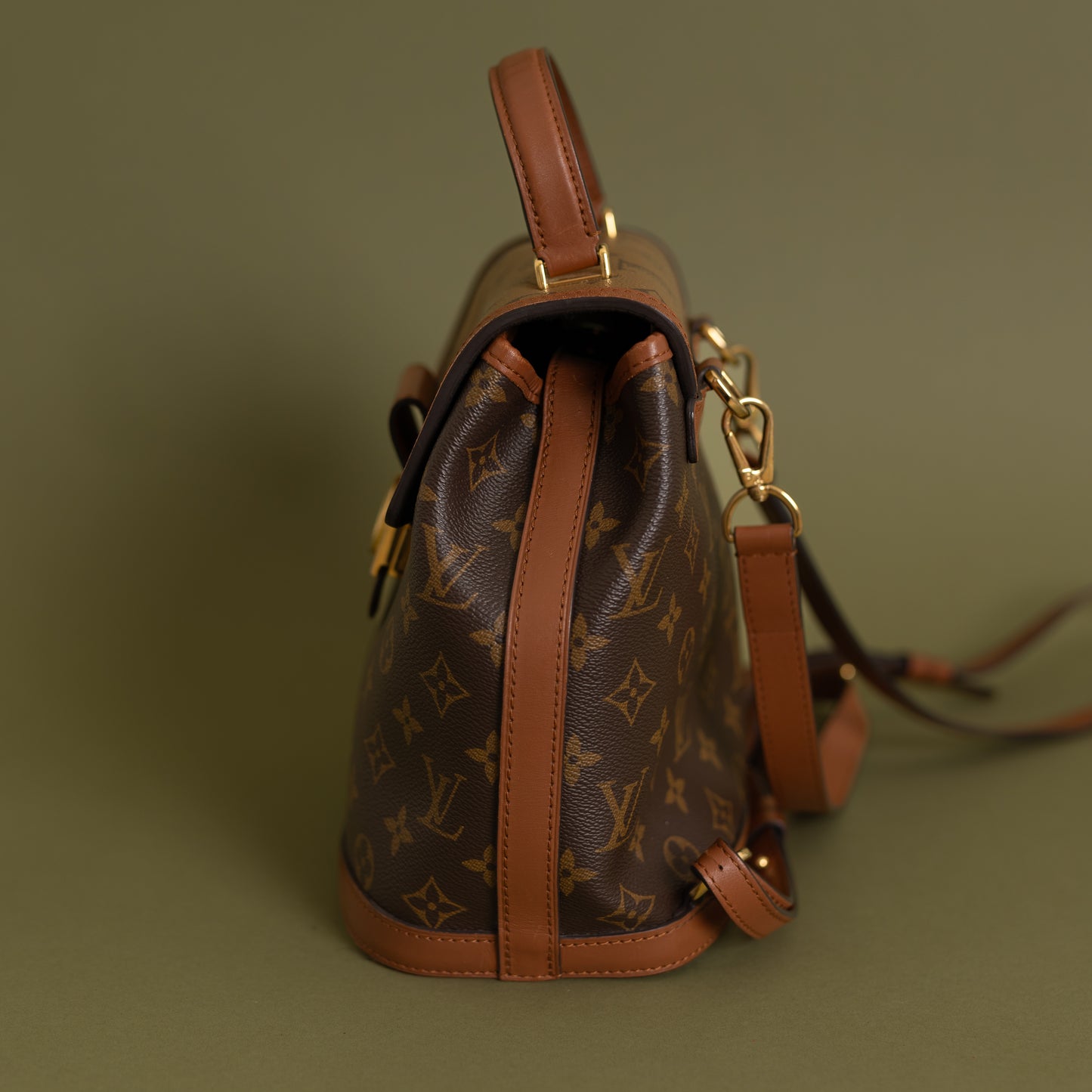 Dauphine Backpack, Reverse Monogram 8933