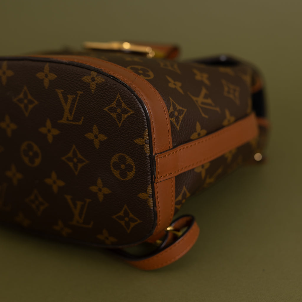 Dauphine Backpack, Reverse Monogram 8933