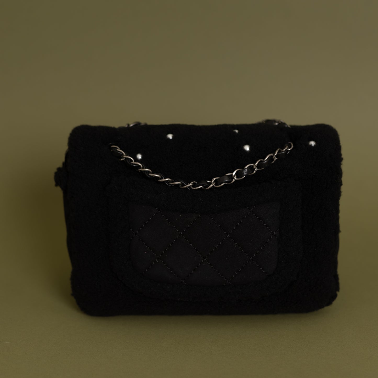 Medium Chain Flap, Pearl Shearling