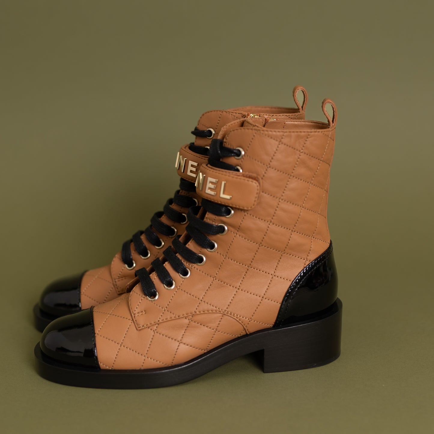 Calfskin Military Boots Beige/Black (36) 9291